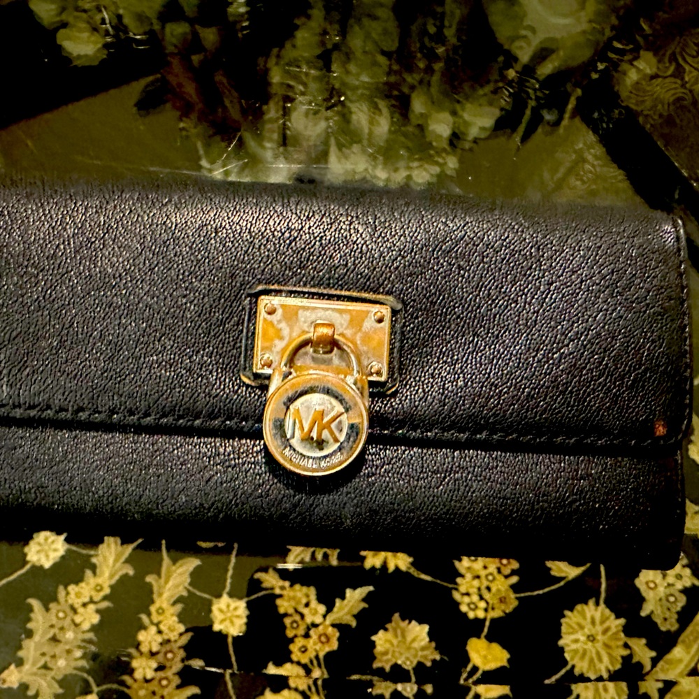 MK leather wallet